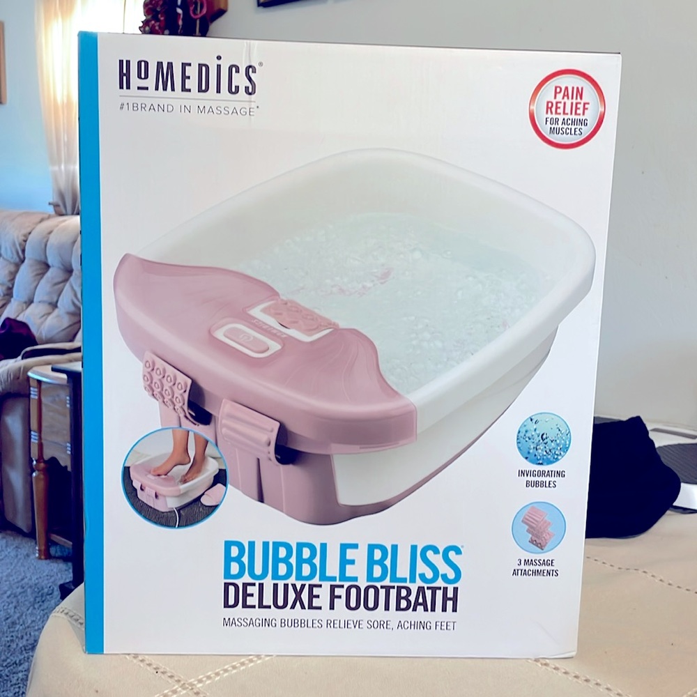 Homedics Bubble Bliss Deluxe Footbath, pink and white. Relax away the day